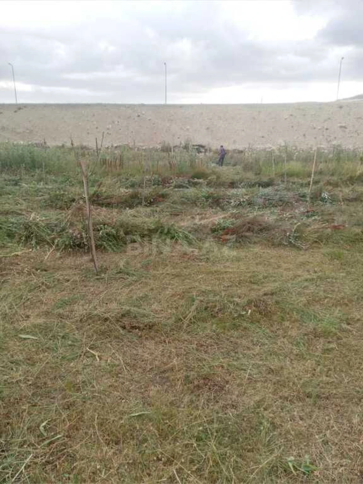 Satılır torpaq sahəsi 12 m²