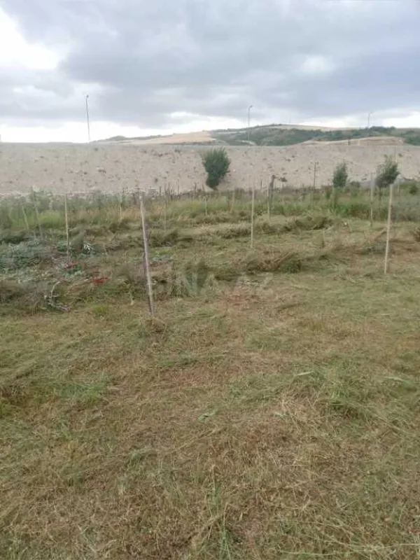 Satılır torpaq sahəsi 12 m²