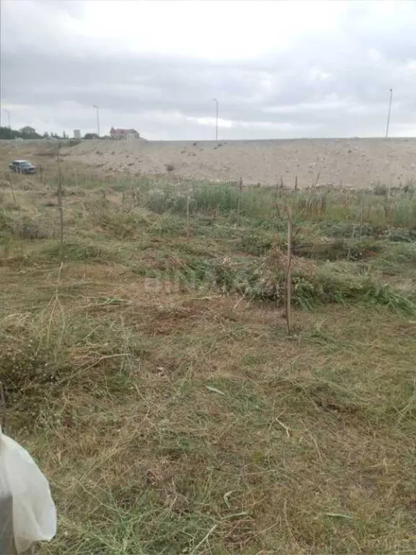 Satılır torpaq sahəsi 12 m²