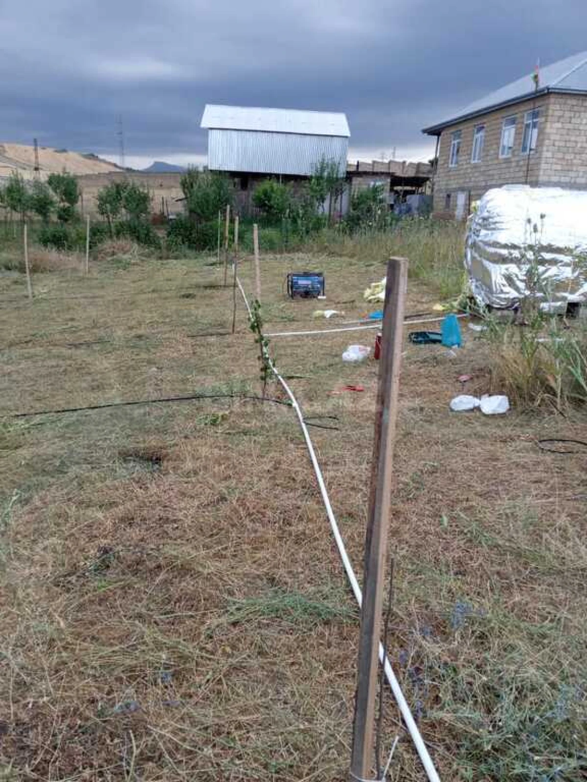 Satılır torpaq sahəsi 12 m²