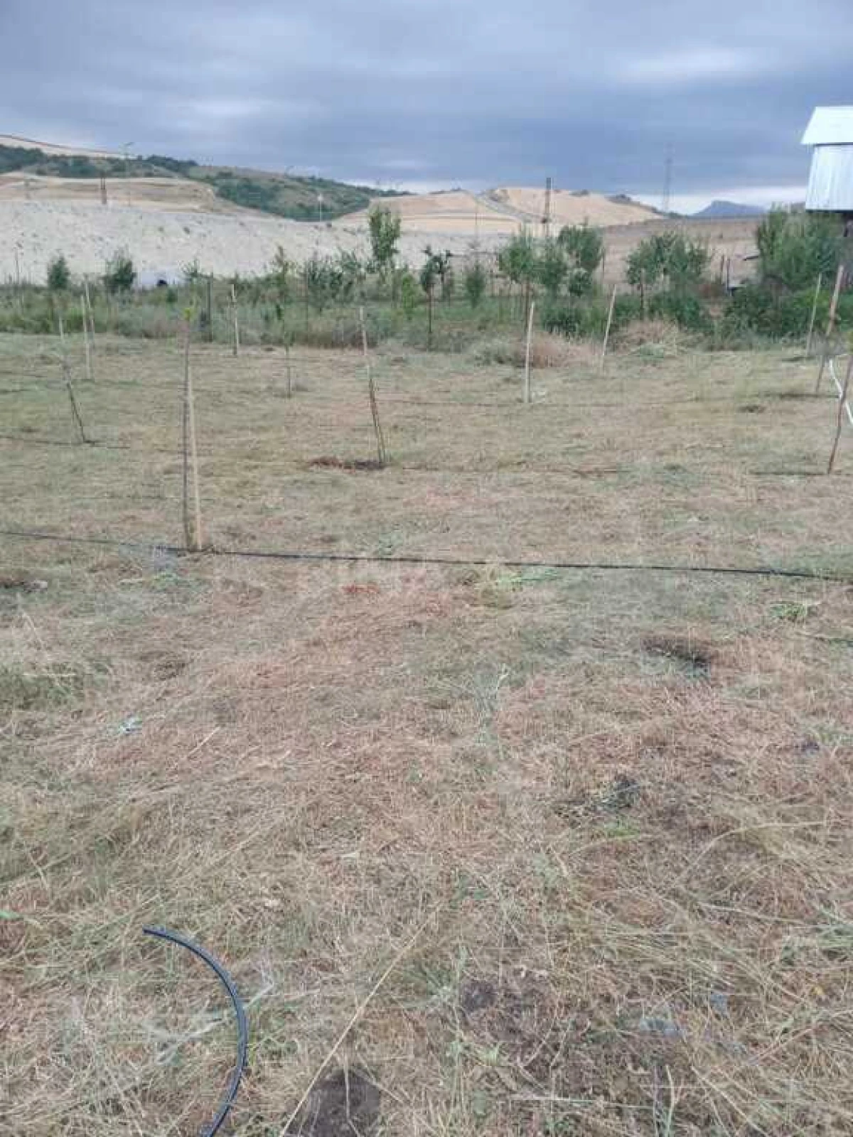 Satılır torpaq sahəsi 12 m²