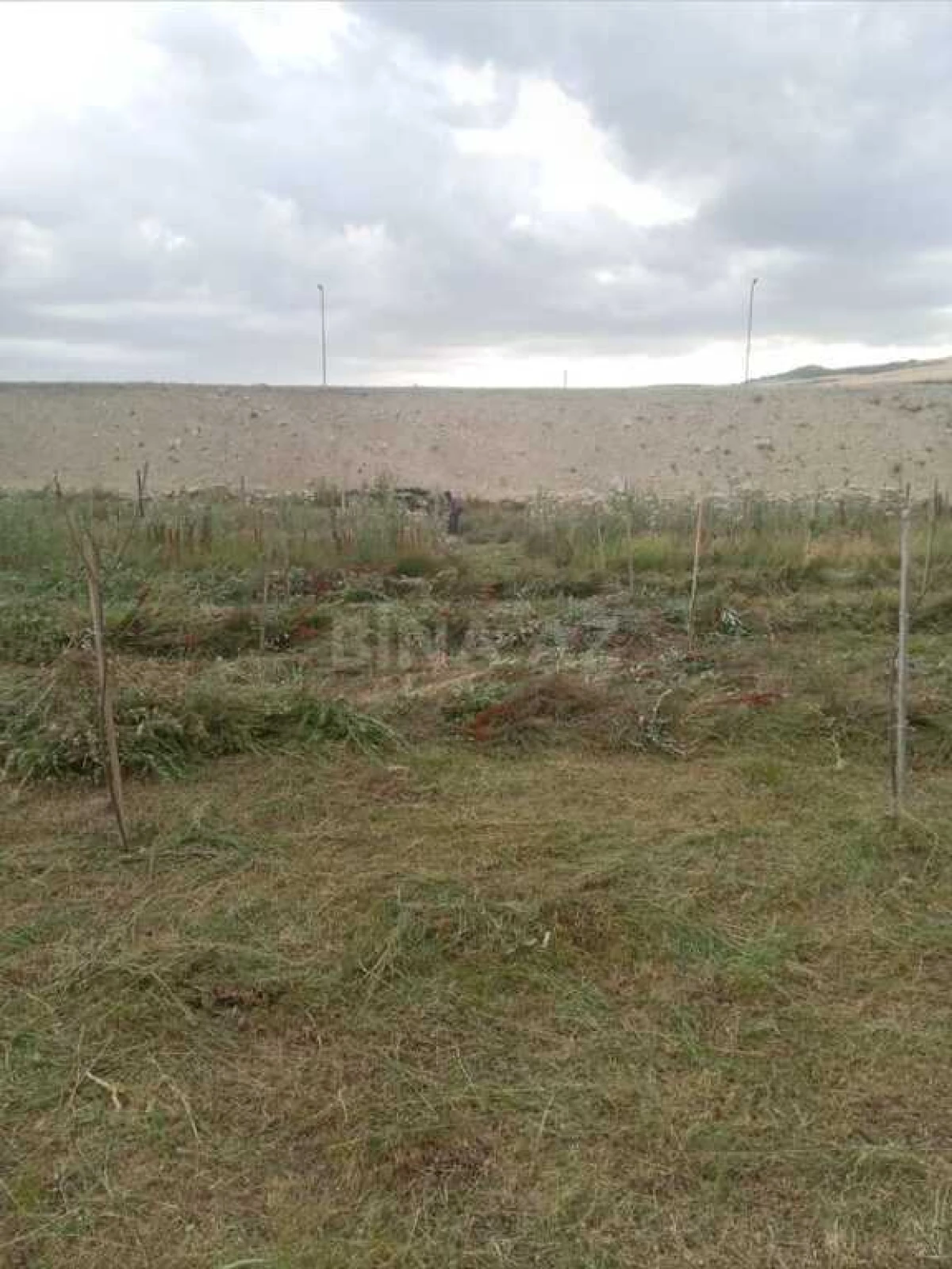 Satılır torpaq sahəsi 12 m²