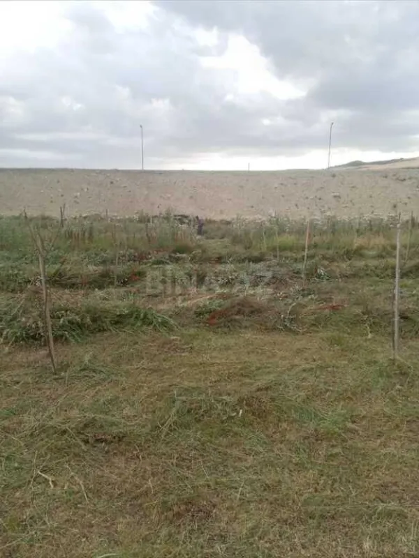 Satılır torpaq sahəsi 12 m²