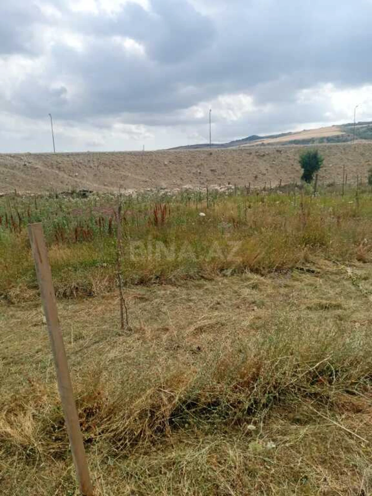 Satılır torpaq sahəsi 12 m²