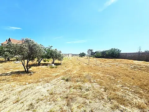 Satılır torpaq sahəsi 100 m²