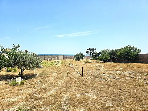 Satılır torpaq sahəsi 100 m²