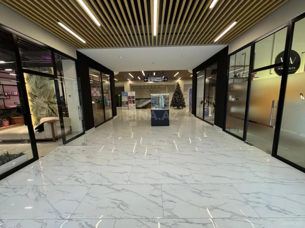 Satılır 4 otaqlı mənzil 170 m²