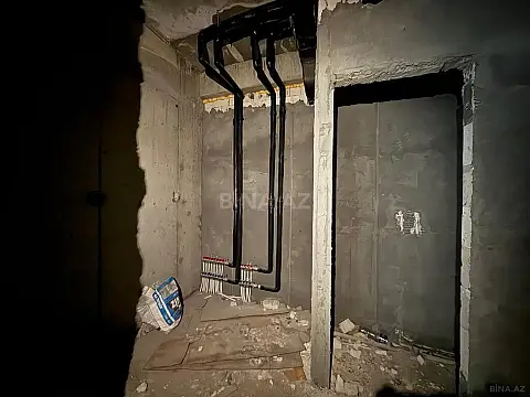 Satılır 4 otaqlı mənzil 170 m²