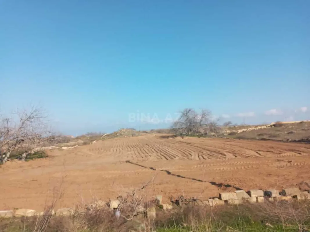 Satılır torpaq sahəsi 12 m²