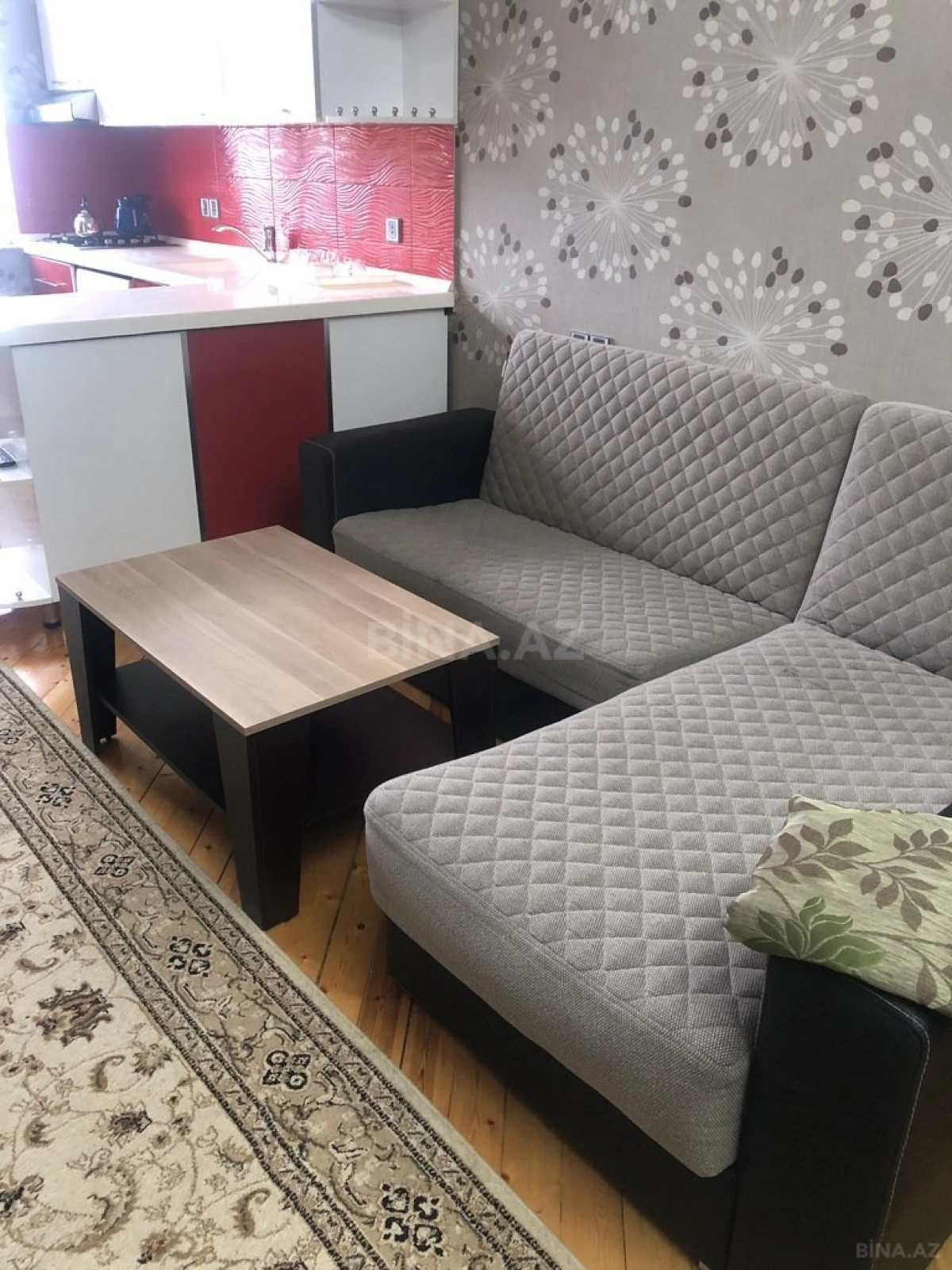 Kirayə verilir 2 otaqlı mənzil 60 m²