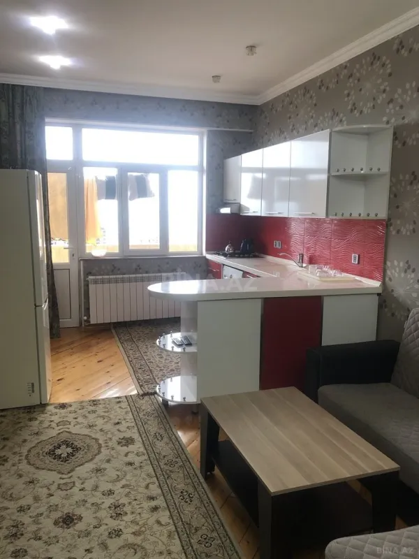 Kirayə verilir 2 otaqlı mənzil 60 m²