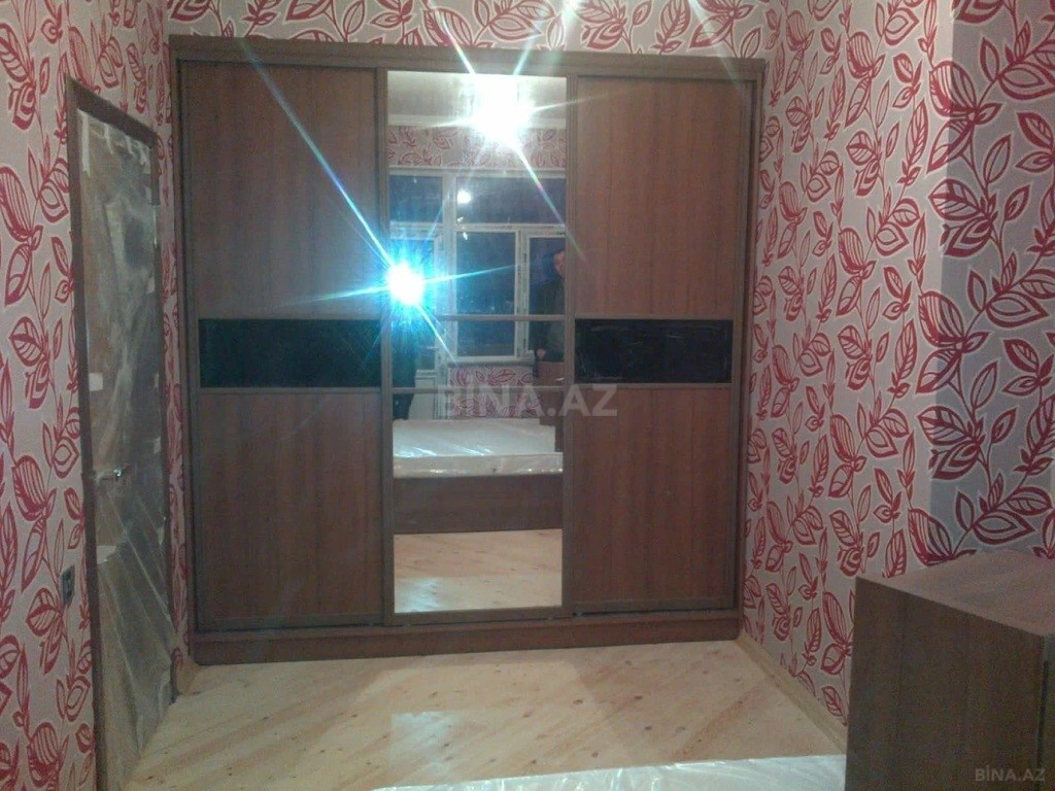 Kirayə verilir 2 otaqlı mənzil 60 m²