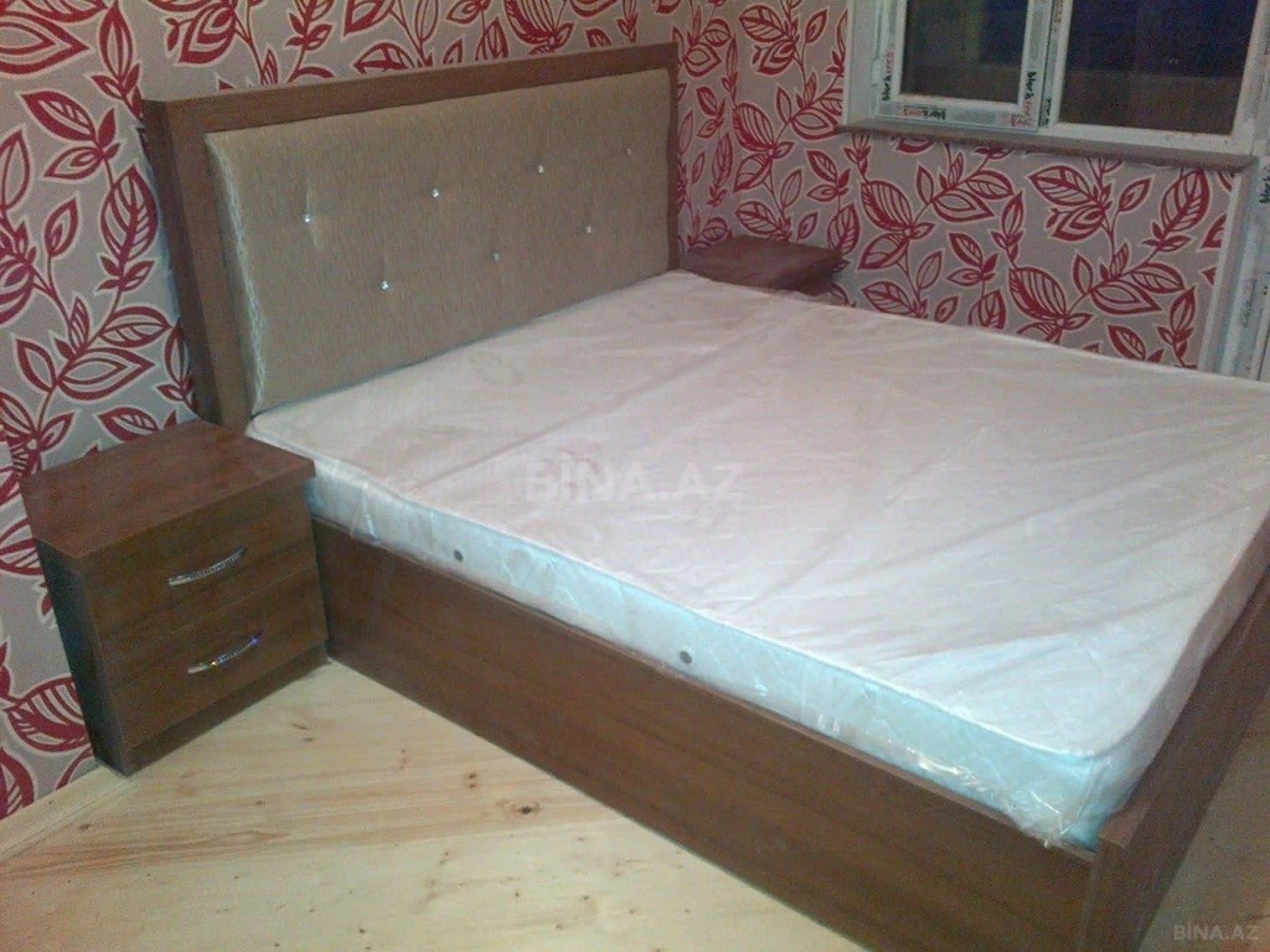 Kirayə verilir 2 otaqlı mənzil 60 m²