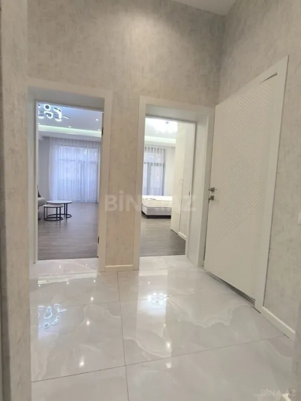 Satılır 2 otaqlı mənzil 70.8 m²