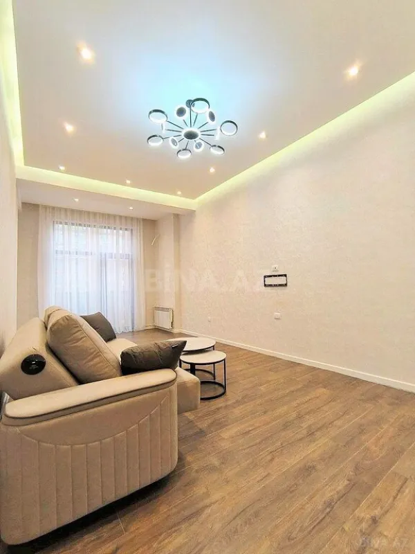 Satılır 2 otaqlı mənzil 70.8 m²