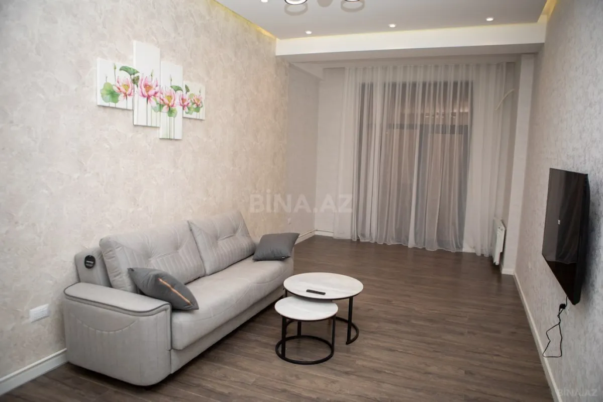 Satılır 2 otaqlı mənzil 70.8 m²