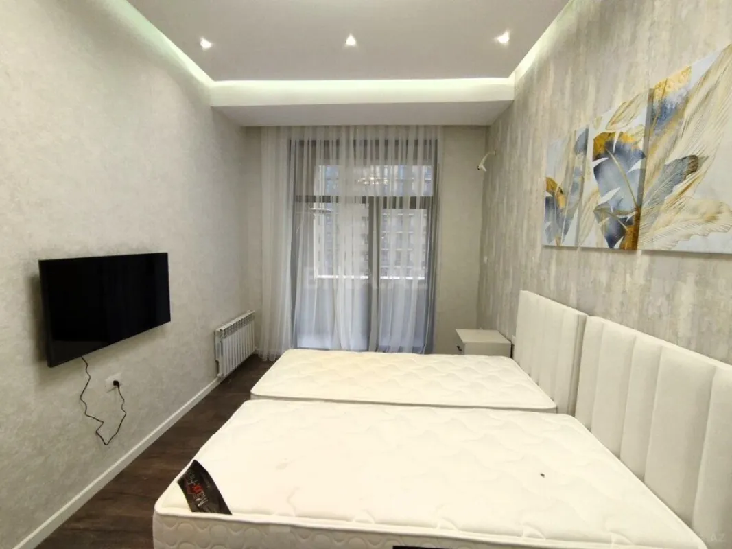Satılır 2 otaqlı mənzil 70.8 m²