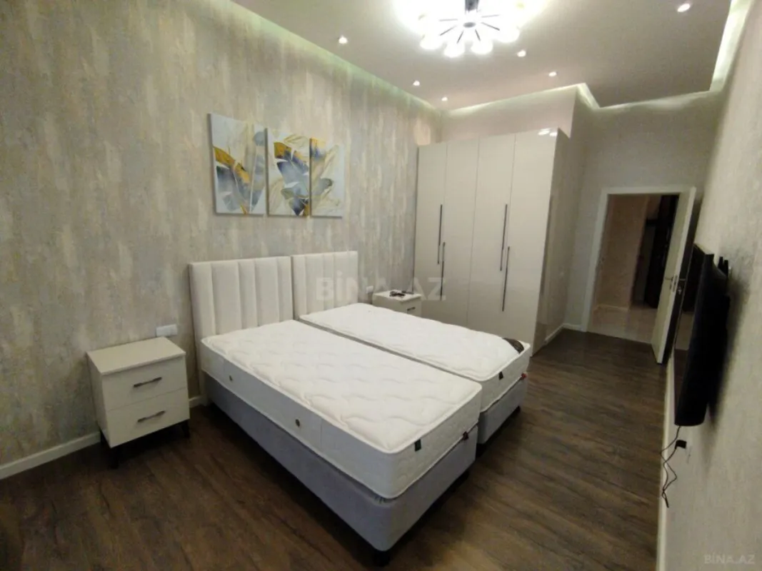 Satılır 2 otaqlı mənzil 70.8 m²