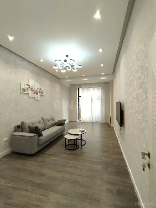 Satılır 2 otaqlı mənzil 70.8 m²