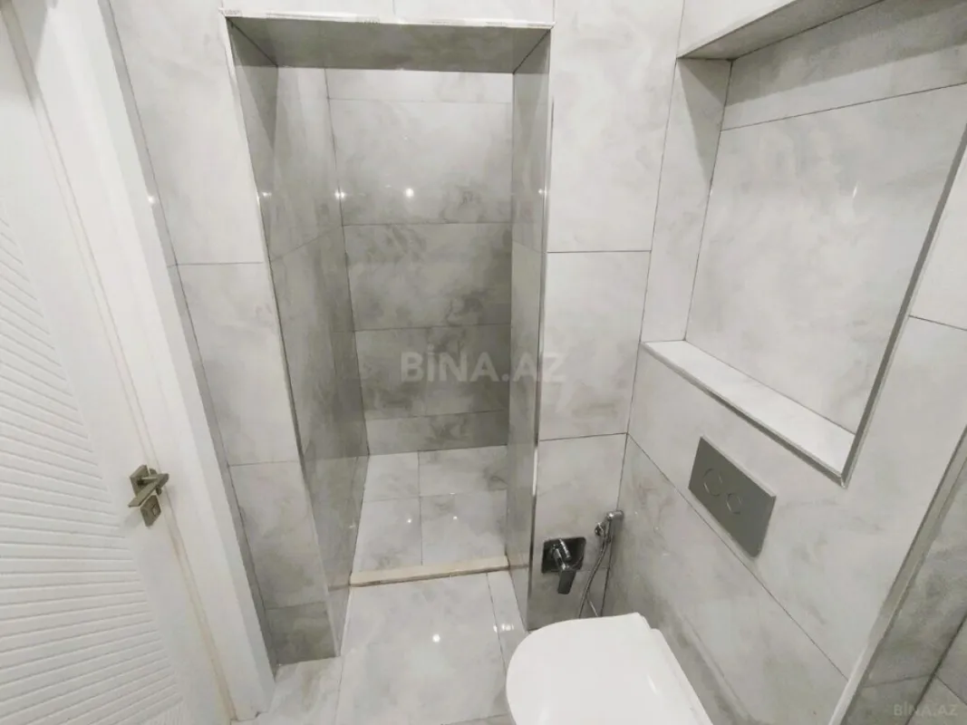 Satılır 2 otaqlı mənzil 70.8 m²