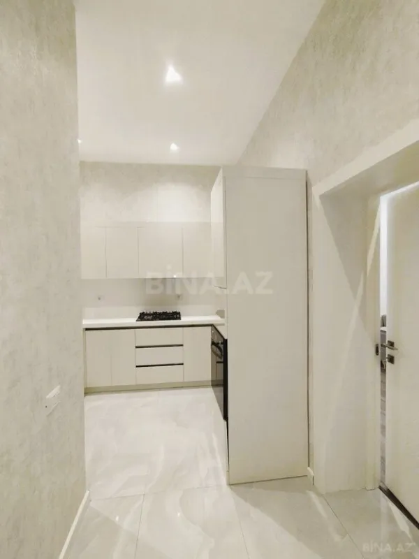 Satılır 2 otaqlı mənzil 70.8 m²