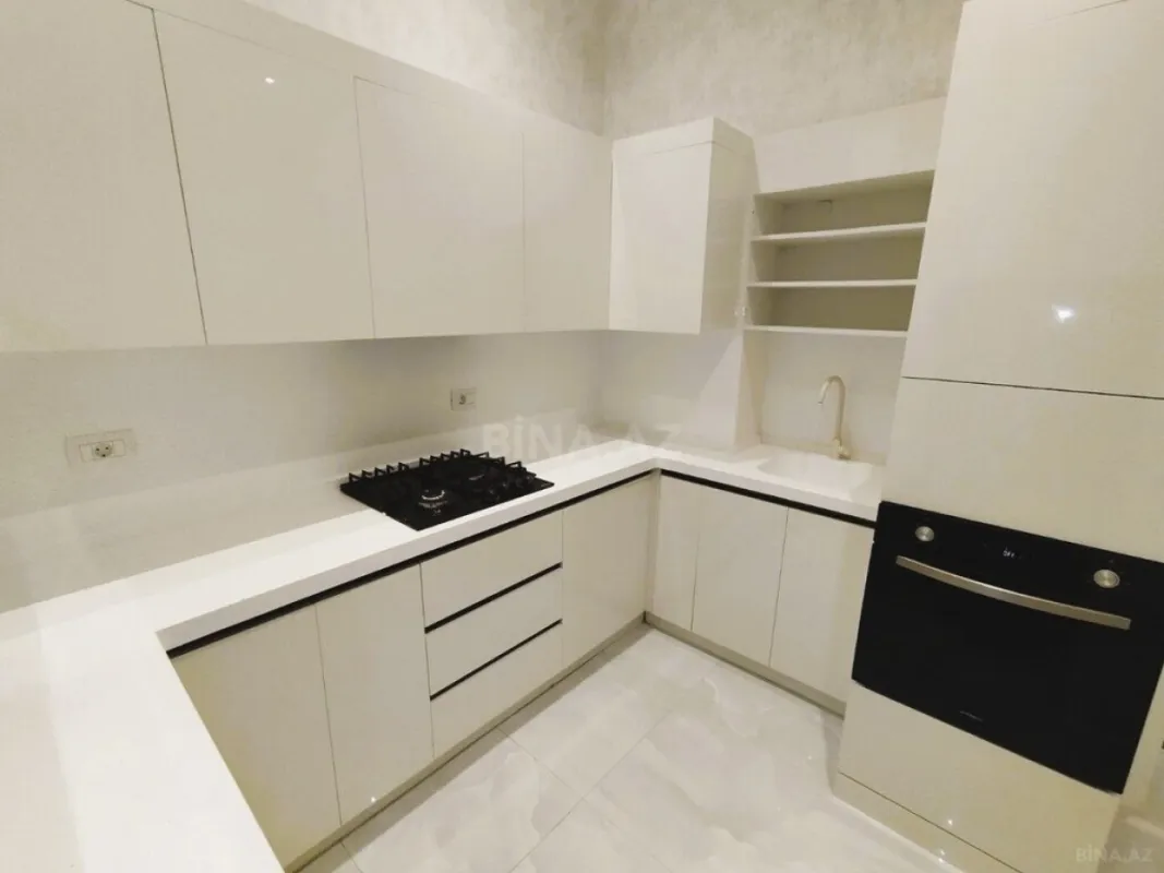 Satılır 2 otaqlı mənzil 70.8 m²