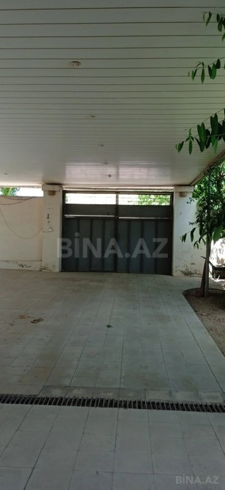 Satılır 5 otaqlı həyət evi 258 m²