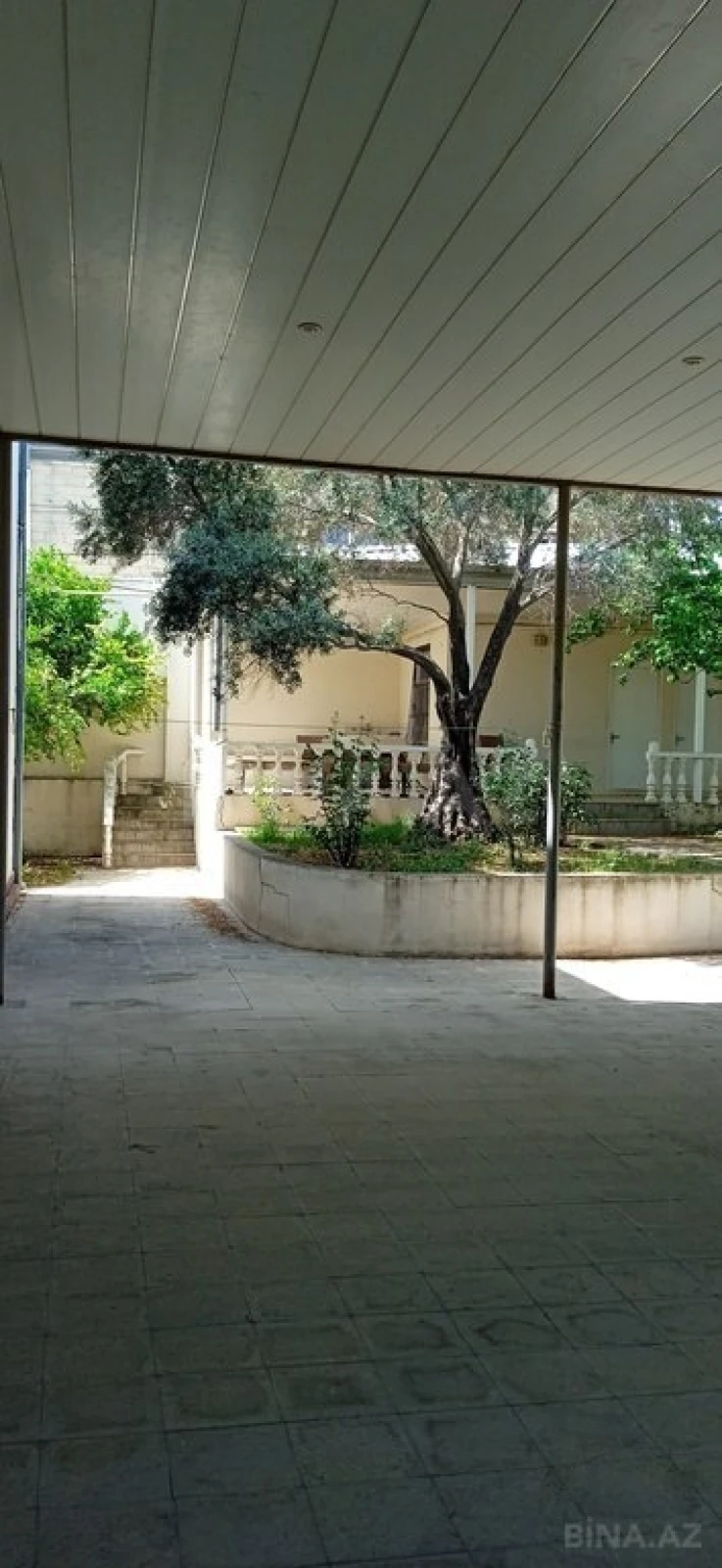 Satılır 5 otaqlı həyət evi 258 m²
