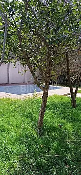 Satılır 5 otaqlı həyət evi 258 m²