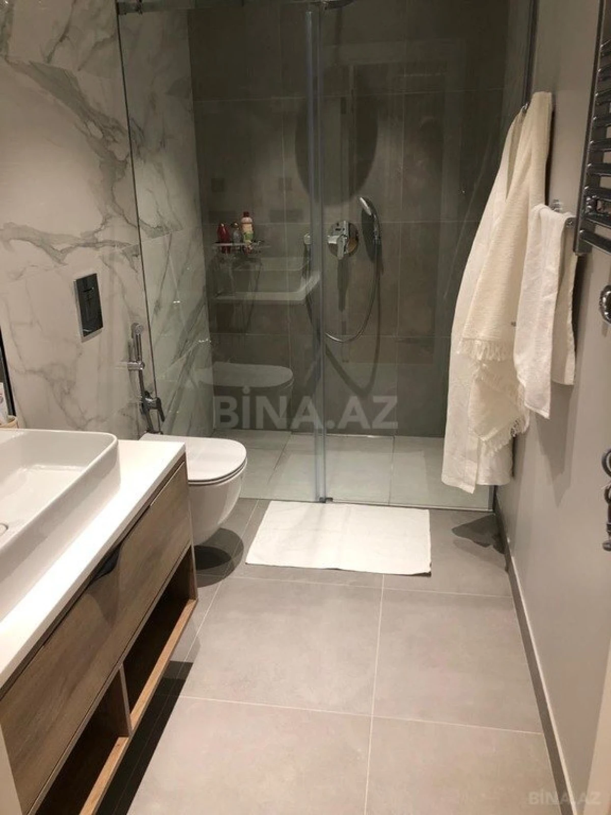 Kirayə verilir 3 otaqlı mənzil 115 m²