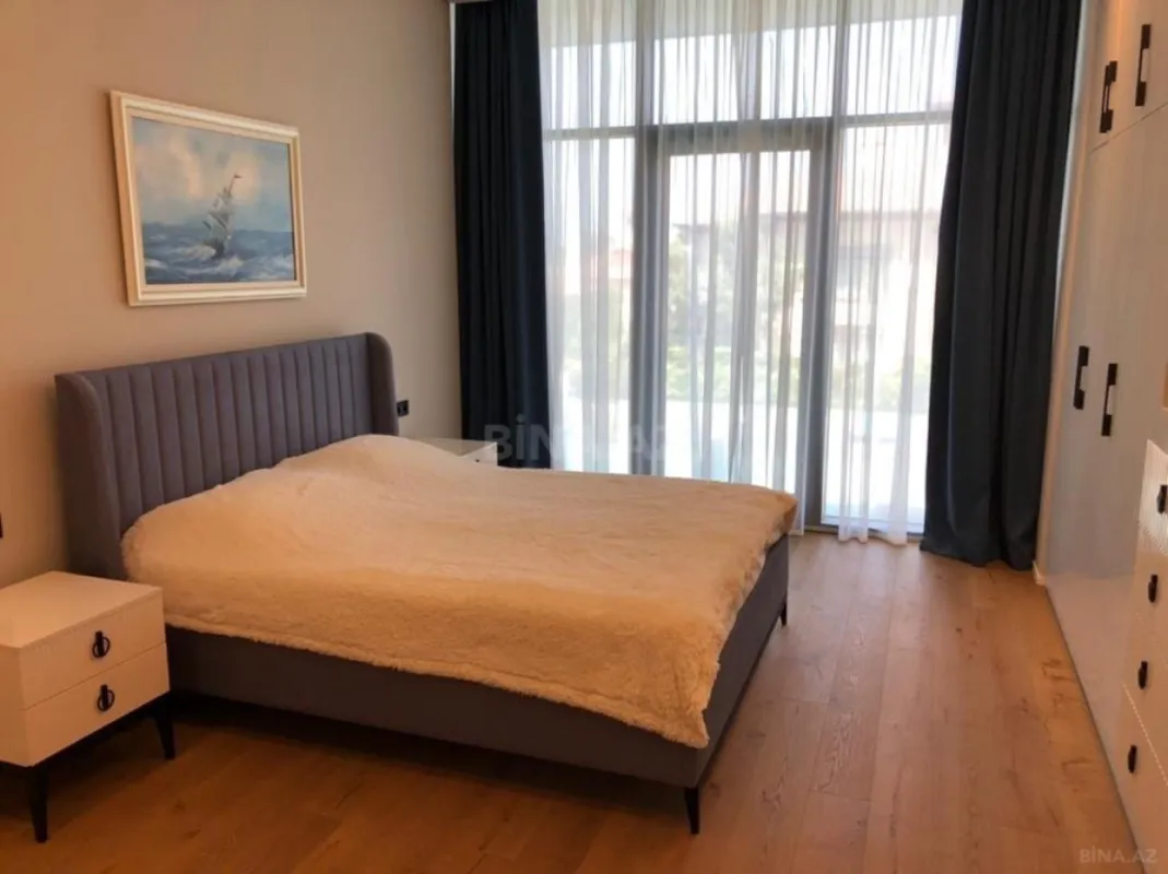 Kirayə verilir 3 otaqlı mənzil 115 m²