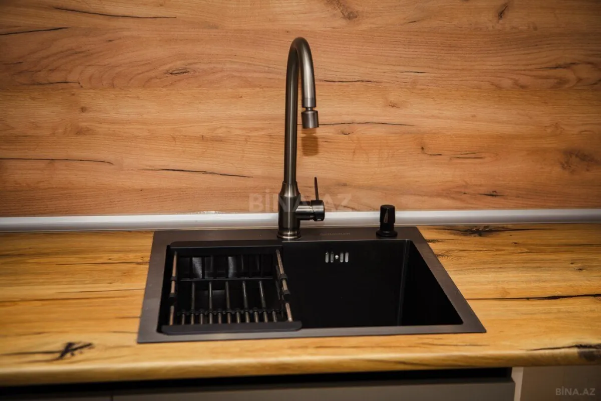 Satılır 2 otaqlı mənzil 90.9 m²