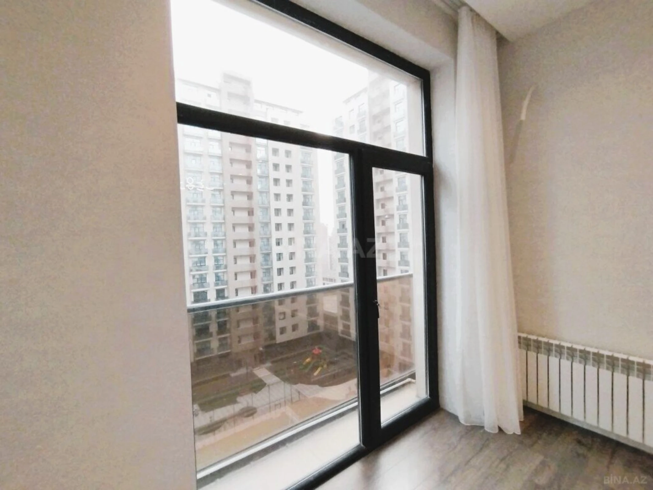 Satılır 2 otaqlı mənzil 90.9 m²
