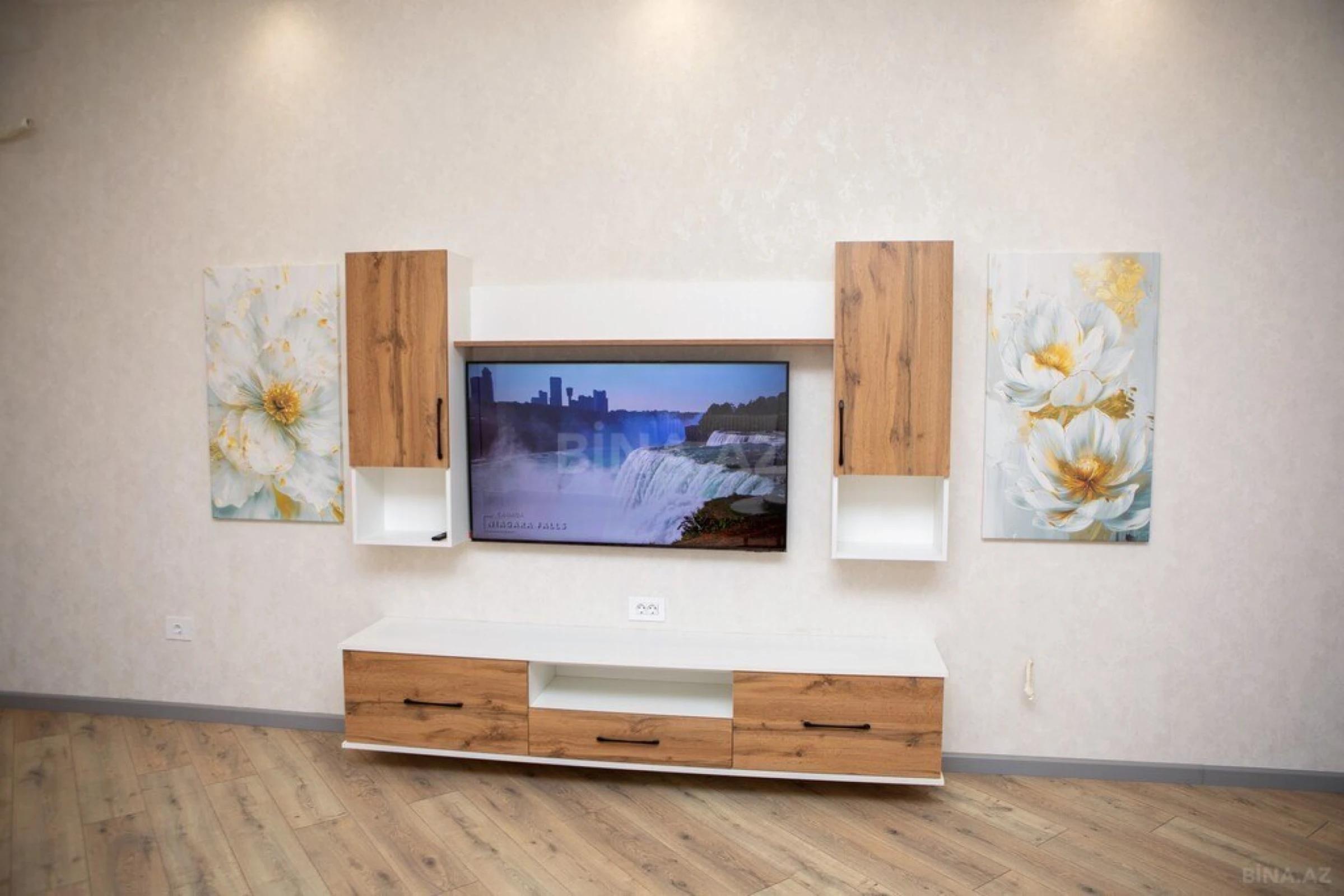 Satılır 2 otaqlı mənzil 90.9 m²