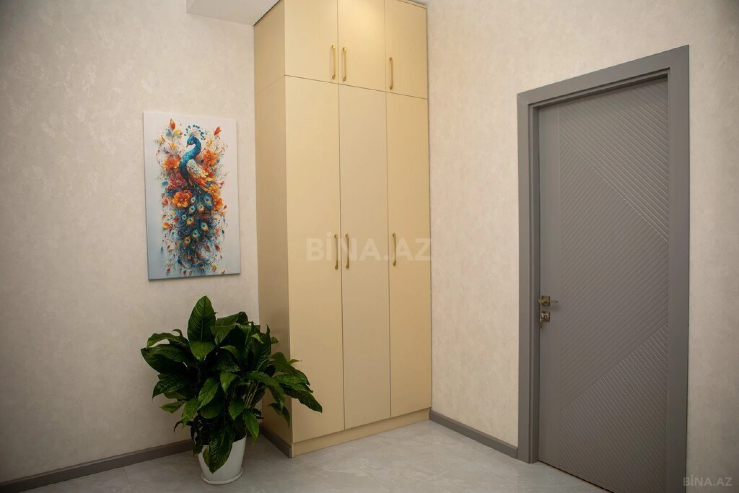 Satılır 2 otaqlı mənzil 90.9 m²