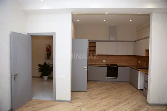 Satılır 2 otaqlı mənzil 90.9 m²