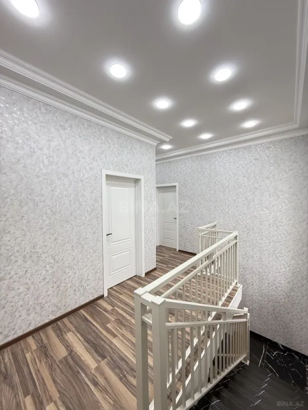 Satılır 4 otaqlı həyət evi 175 m²