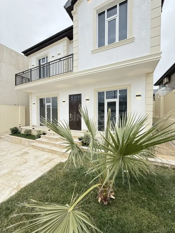 Satılır 4 otaqlı həyət evi 175 m²