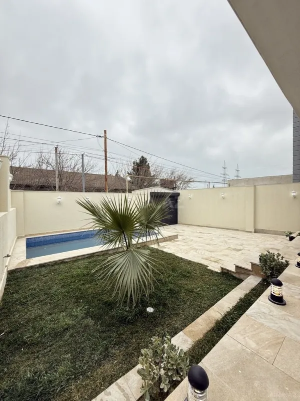 Satılır 4 otaqlı həyət evi 175 m²