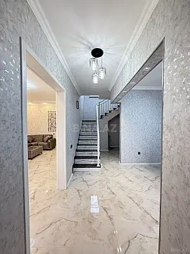 Satılır 4 otaqlı həyət evi 175 m²