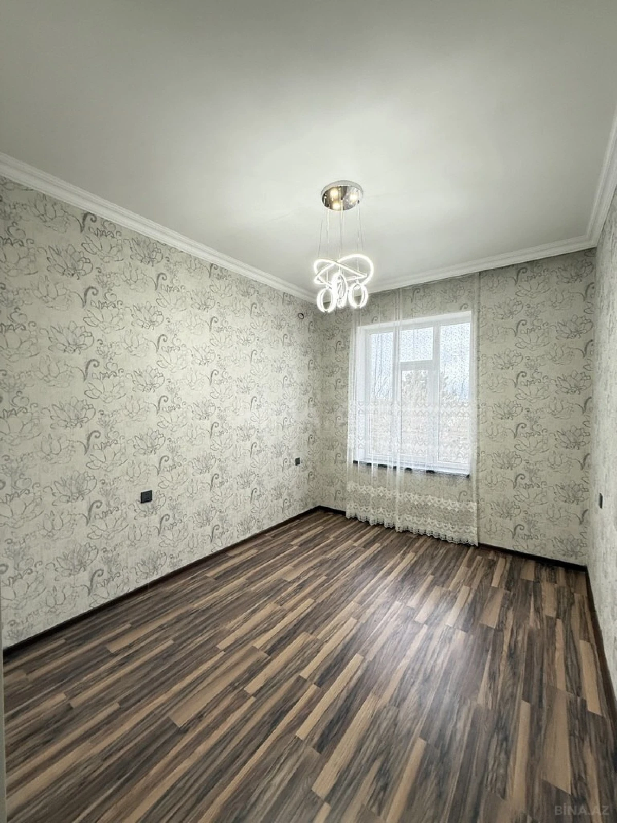 Satılır 4 otaqlı həyət evi 175 m²