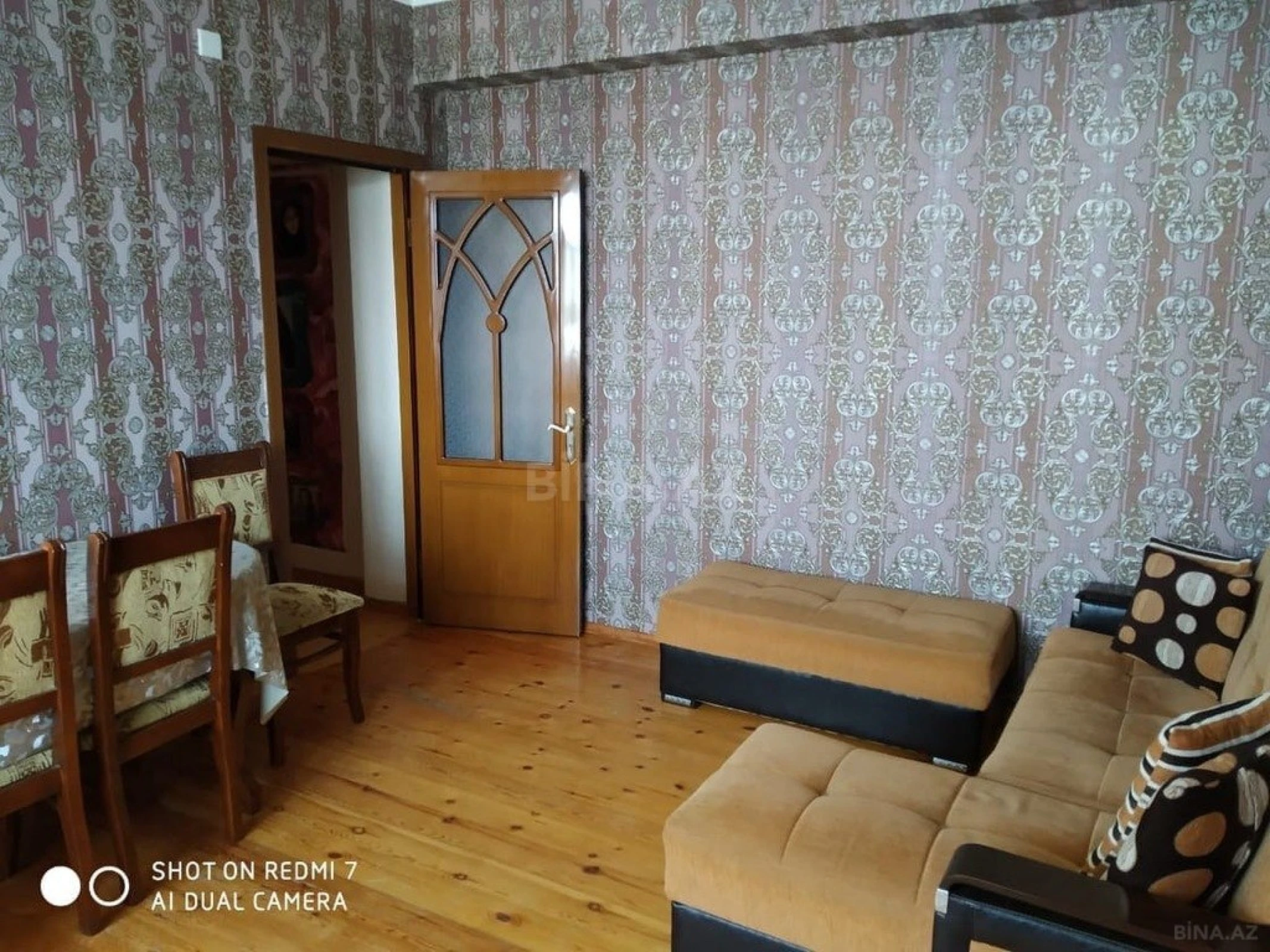 Satılır 2 otaqlı mənzil 79 m²