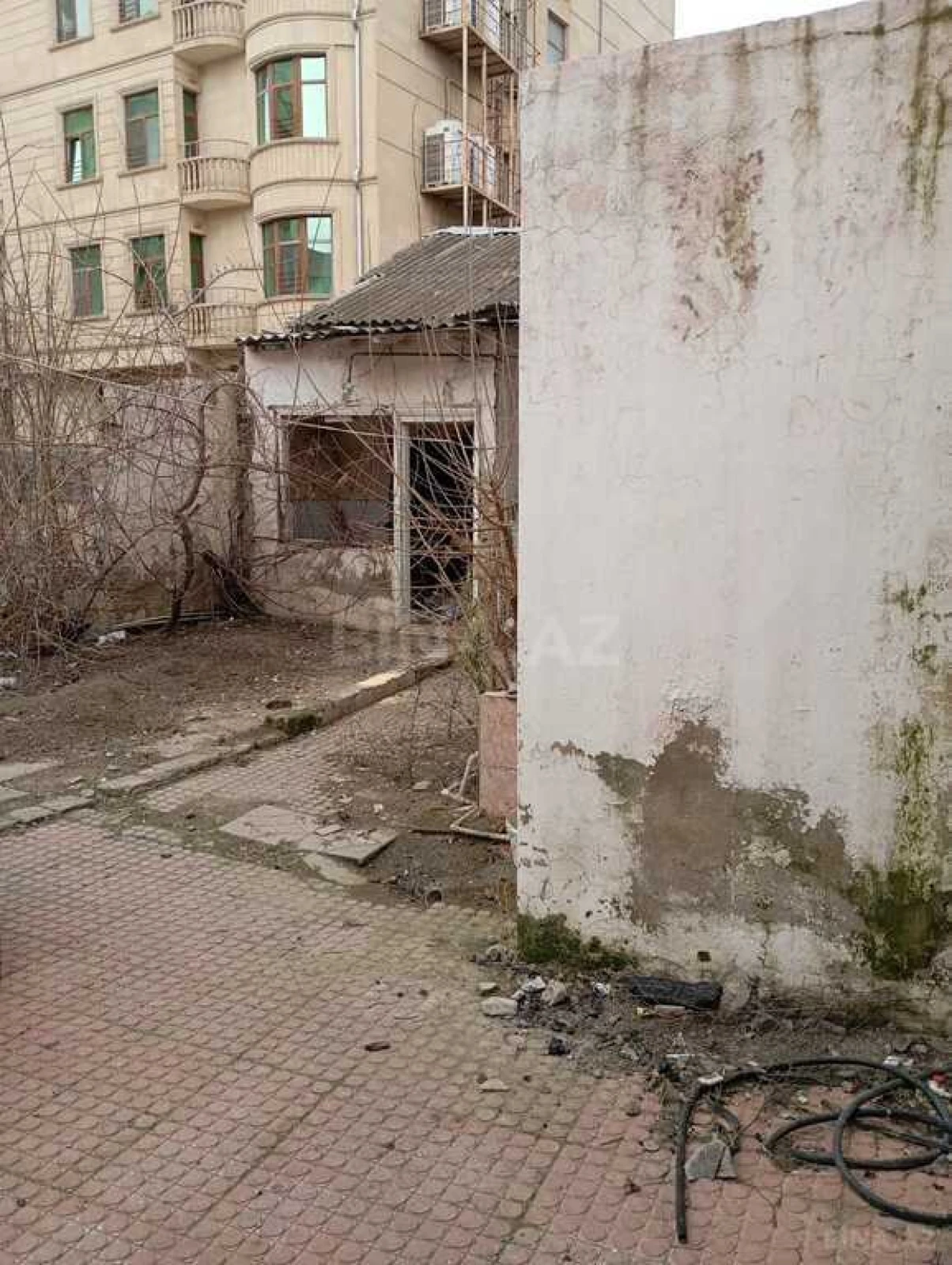 Satılır torpaq sahəsi 8 m²