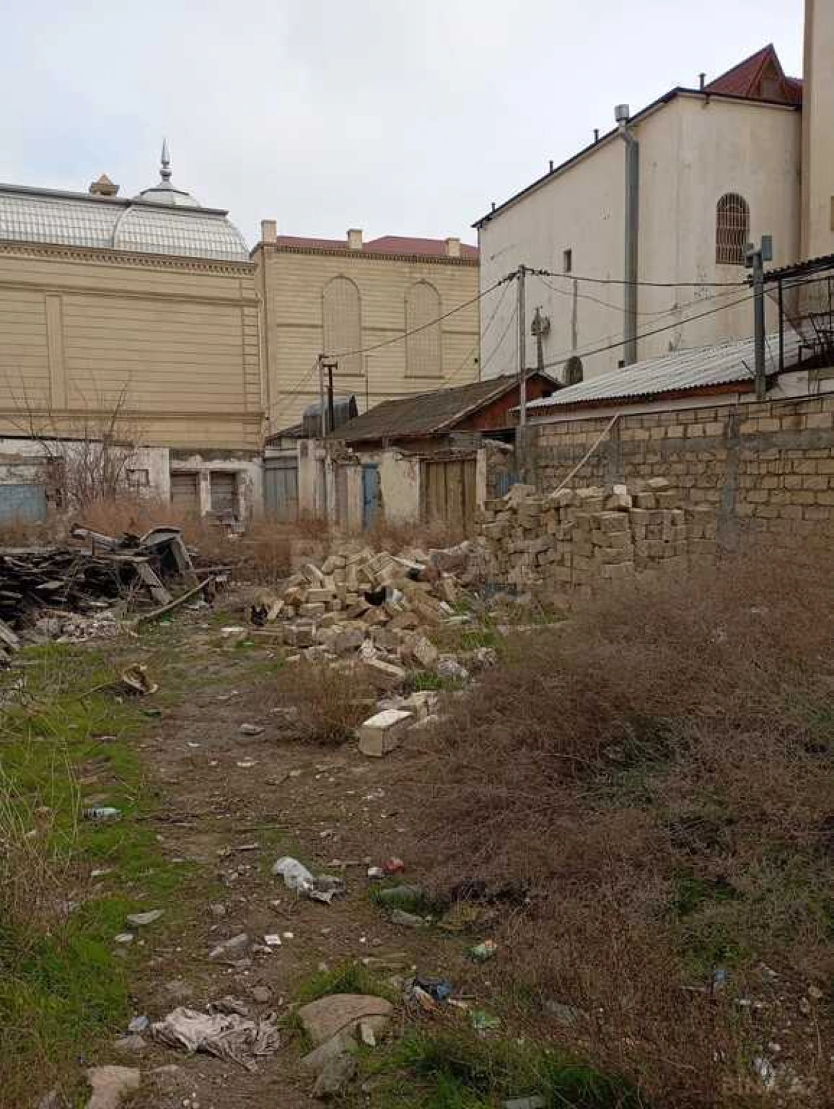 Satılır torpaq sahəsi 8 m²