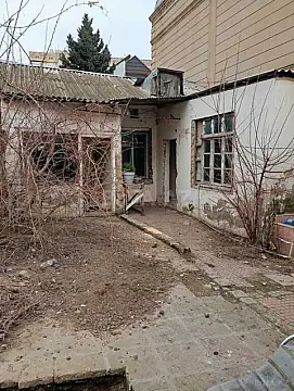 Satılır torpaq sahəsi 8 m²