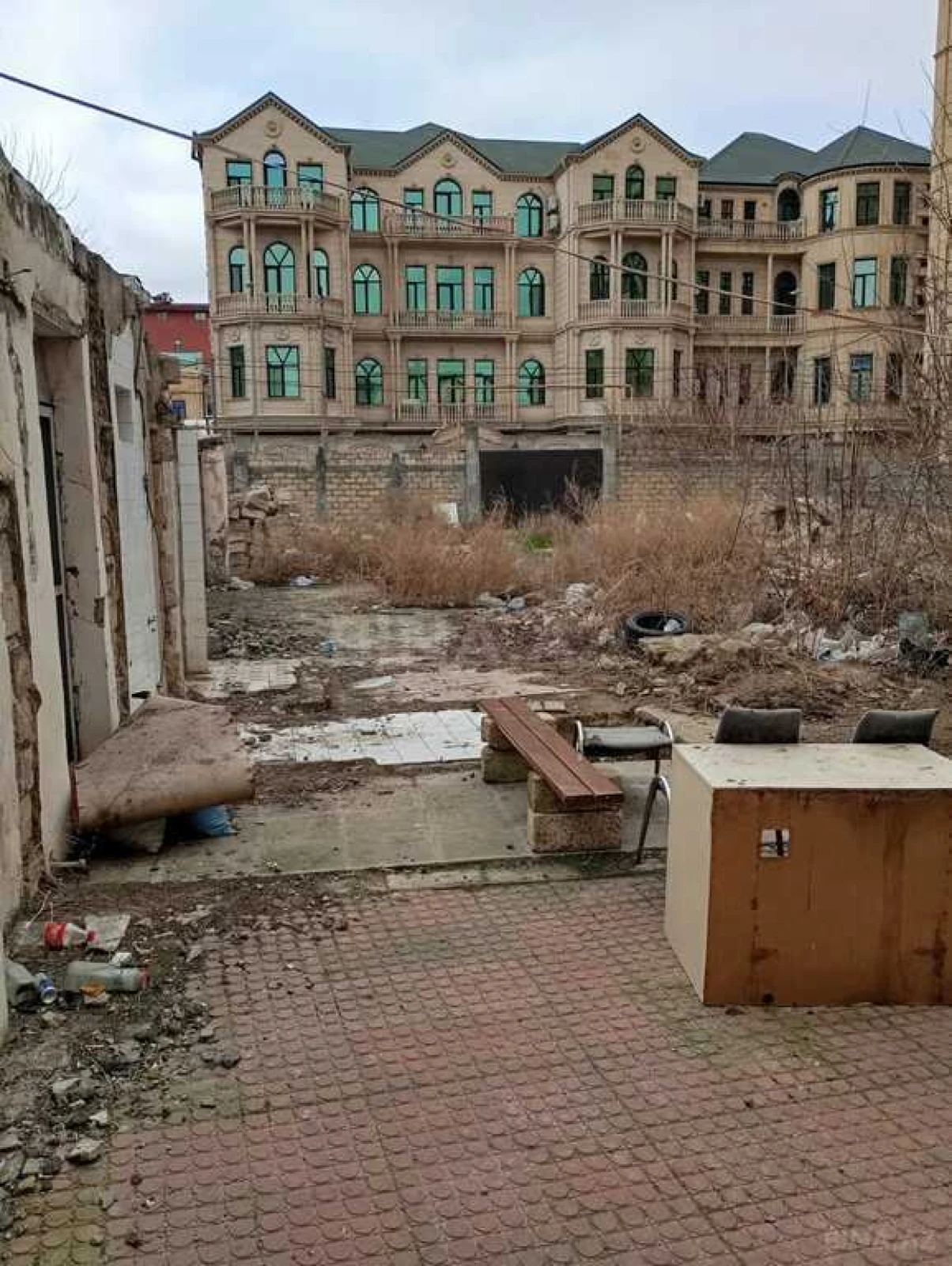 Satılır torpaq sahəsi 8 m²