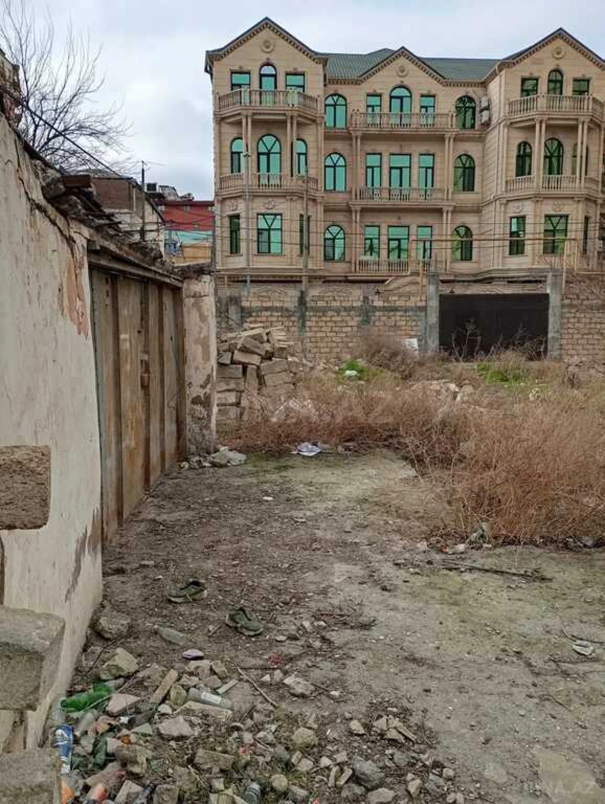 Satılır torpaq sahəsi 8 m²