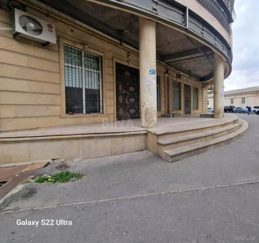 Satılır obyekt 210 m²