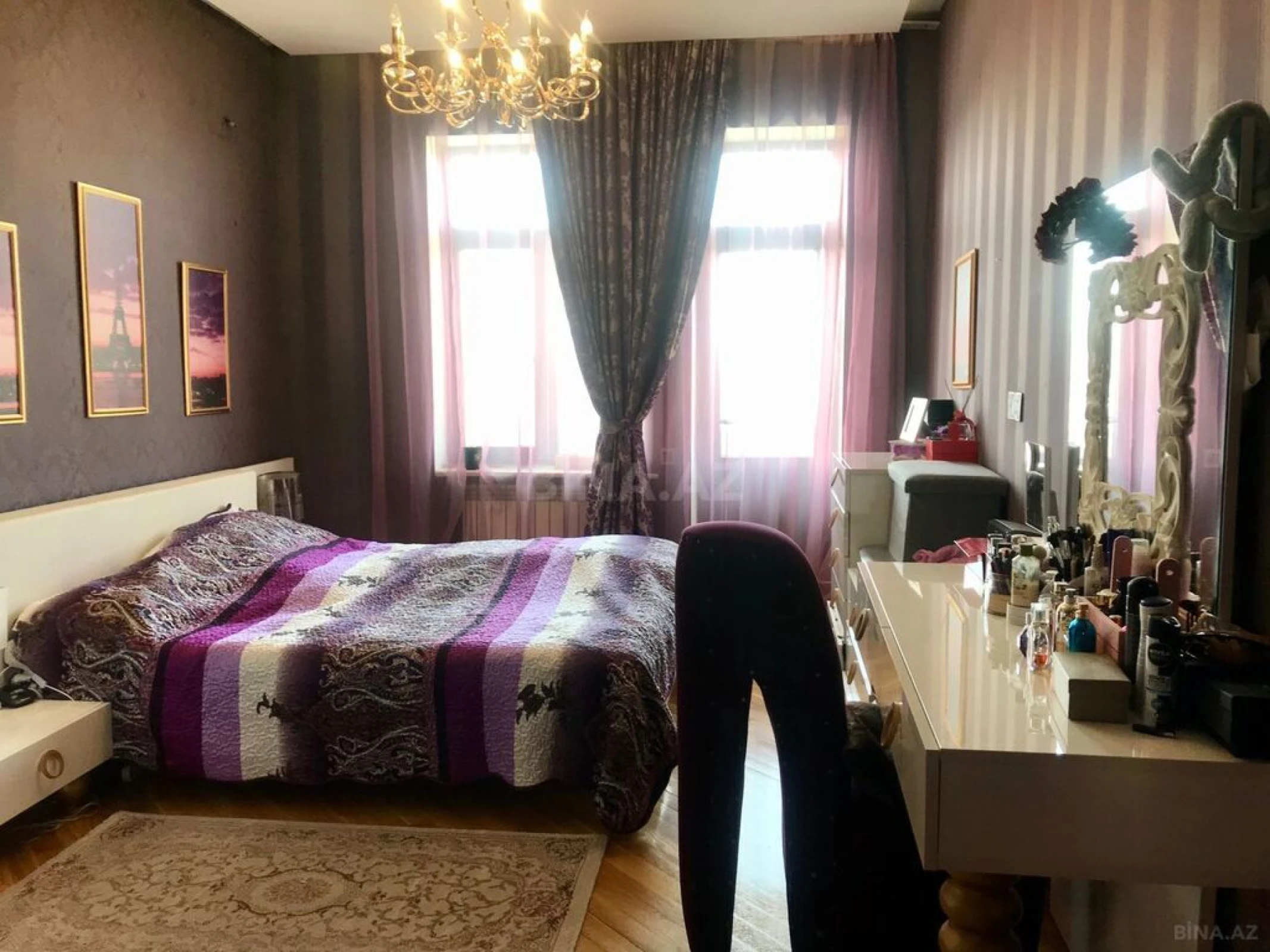 Satılır 3 otaqlı mənzil 130 m²