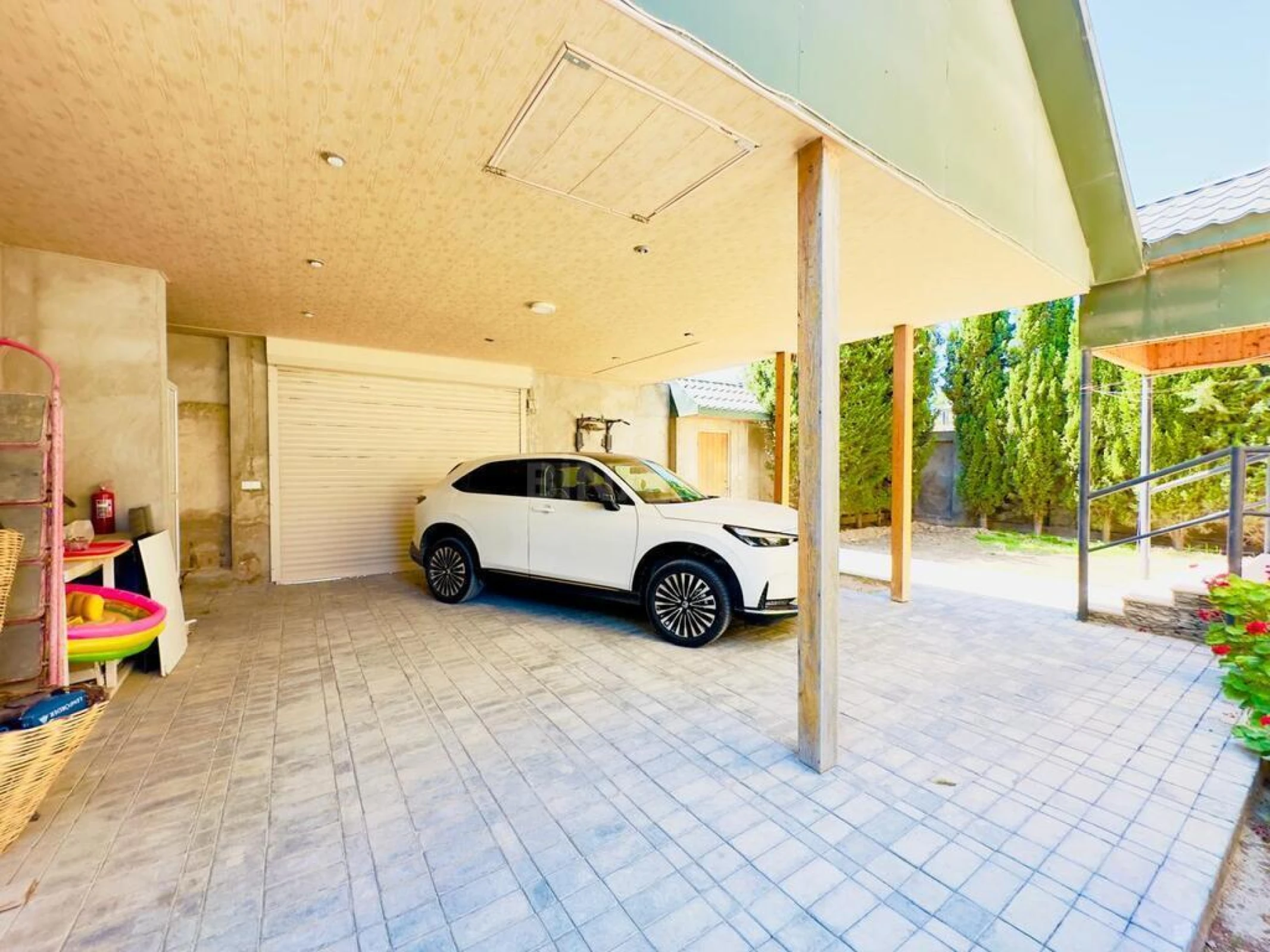 Satılır 5 otaqlı həyət evi 190 m²